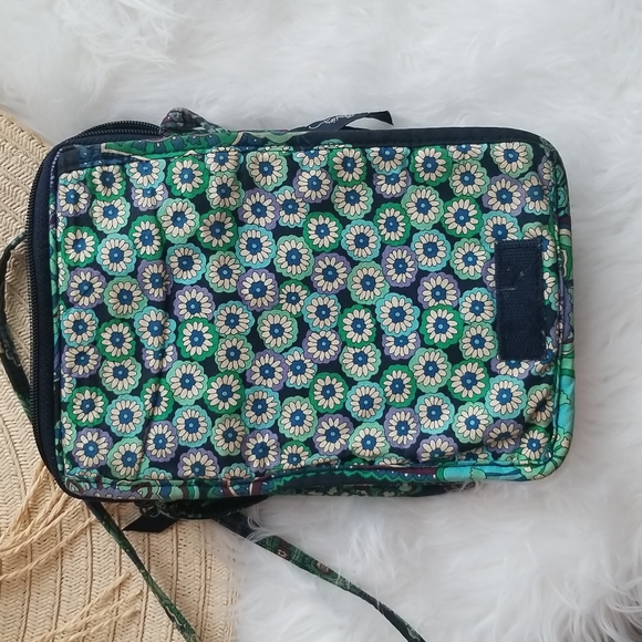 VERA BRADLEY CROSSBODY DISCONTINUED BAG - Picture 9 of 14